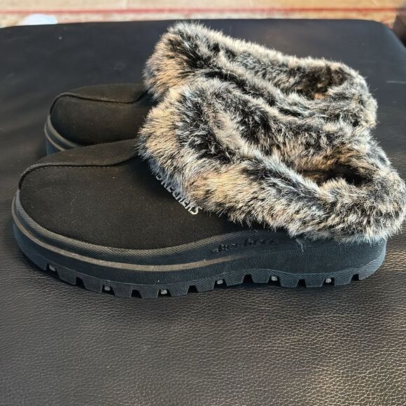 Skechers Shindigs Fortress Suede Platform Clog Slipper Faux Fur - Picture 3 of 7